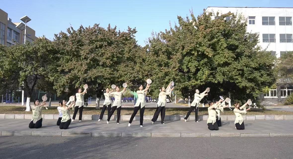 bf43f543ff3b4c98aa0e3281a282761d.jpg 17.jpg